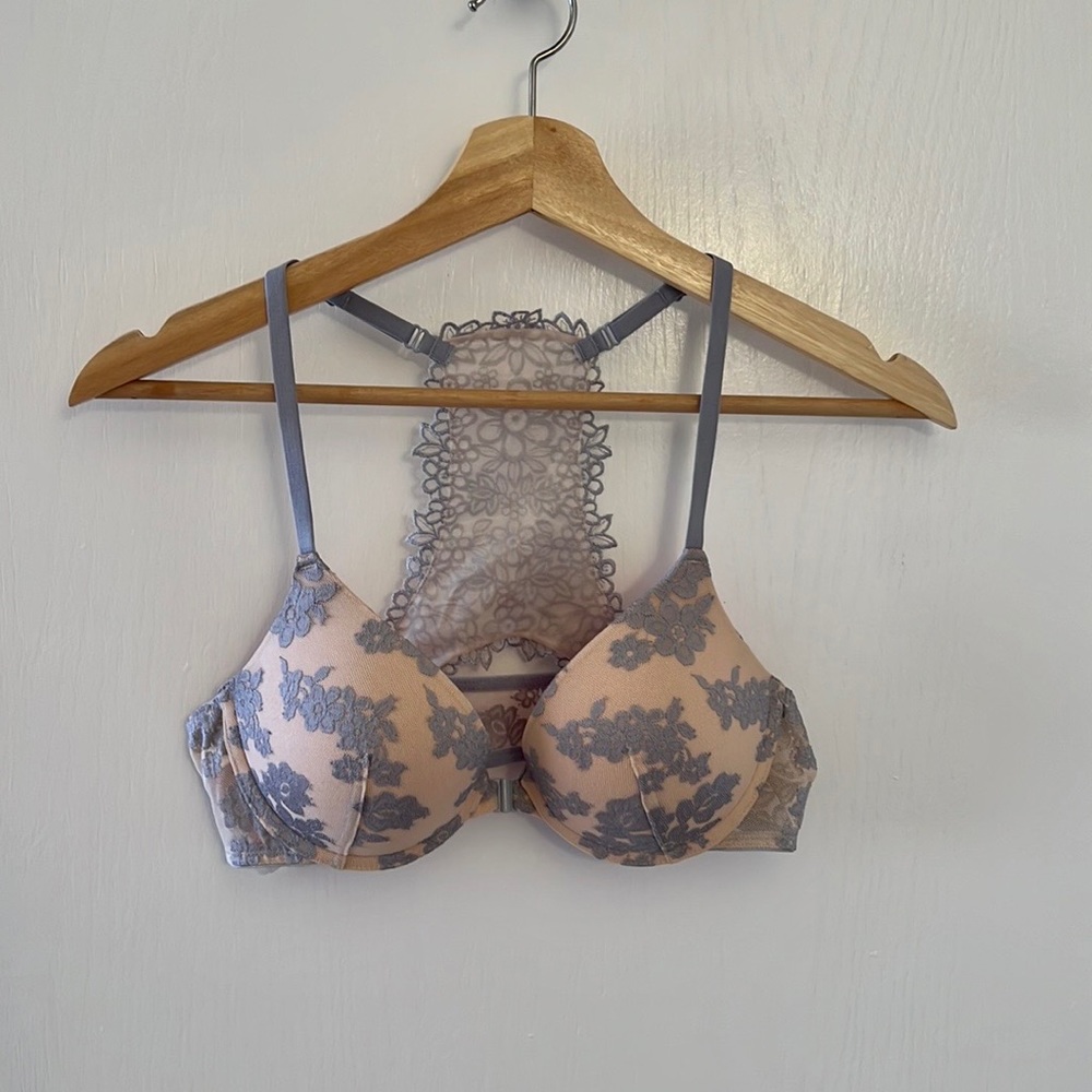 Victoria’s Secret PINK bra